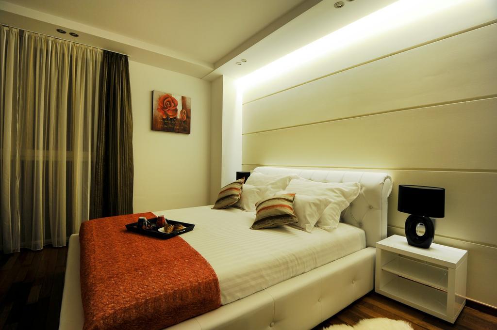 Main Street Studio And Rooms Zadar Exterior photo