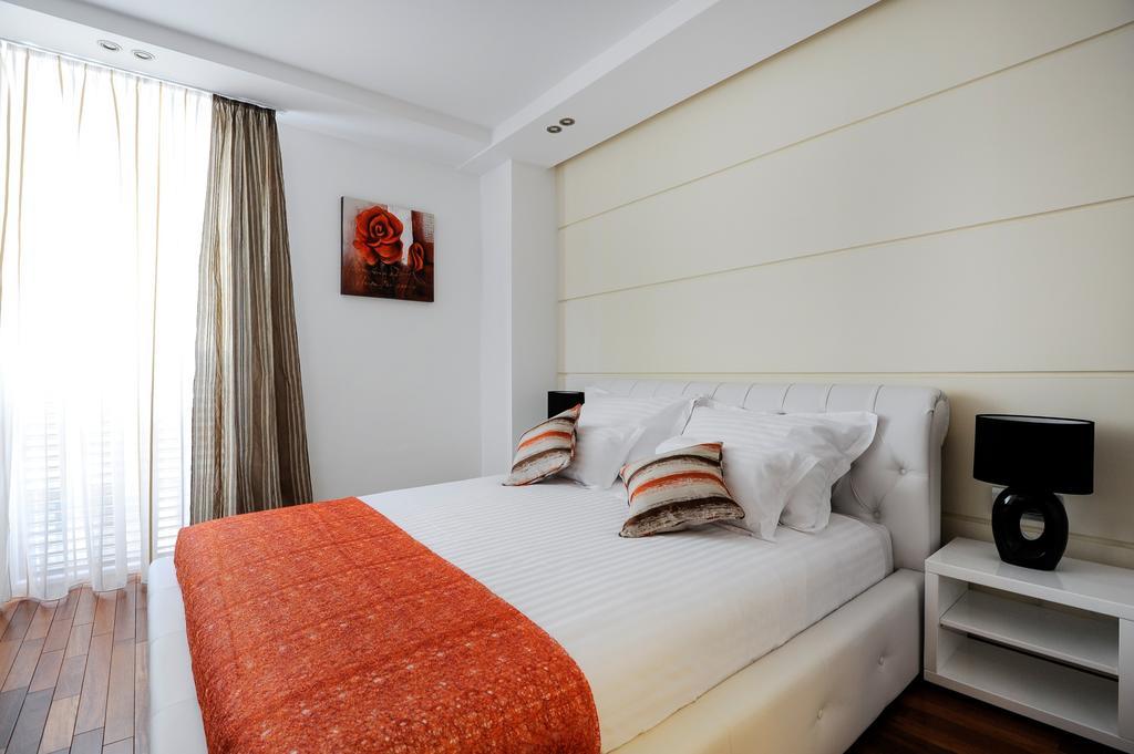 Main Street Studio And Rooms Zadar Room photo