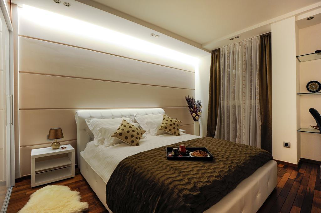 Main Street Studio And Rooms Zadar Room photo