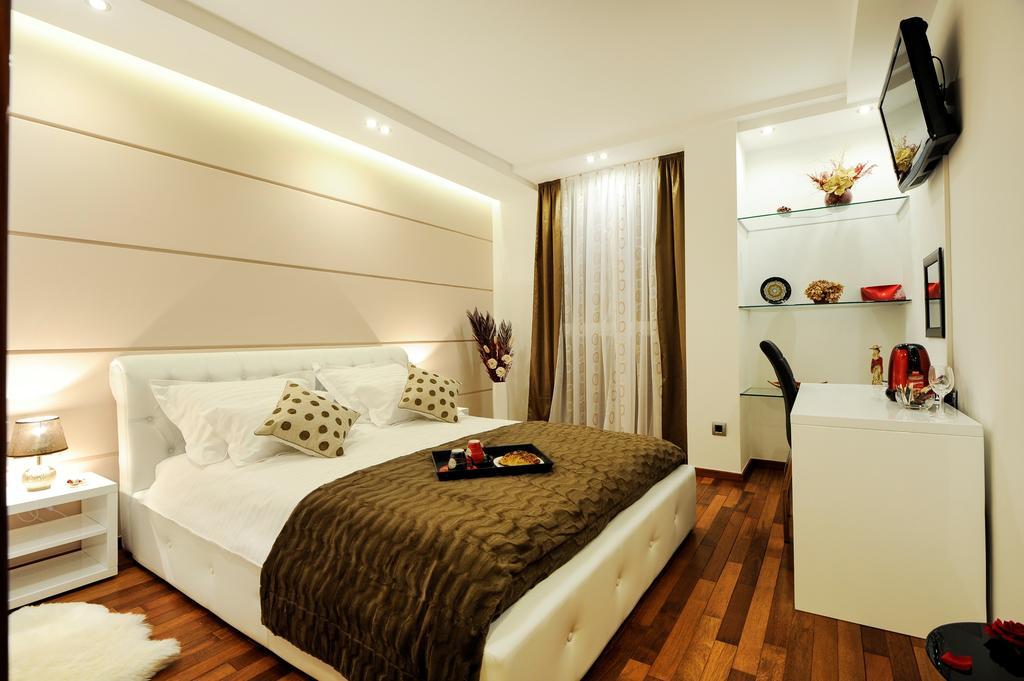 Main Street Studio And Rooms Zadar Room photo